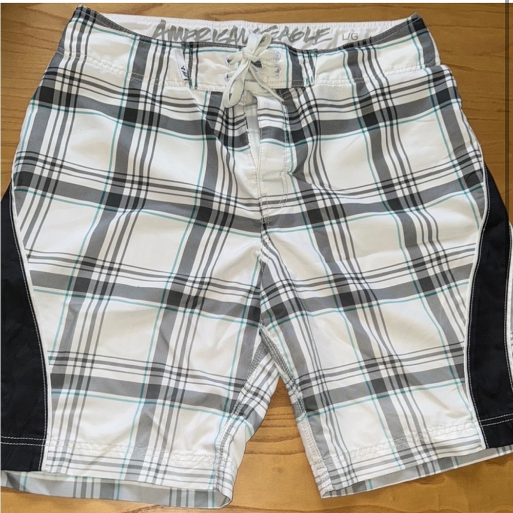 American Eagle Outfitters Black and White Board Shorts